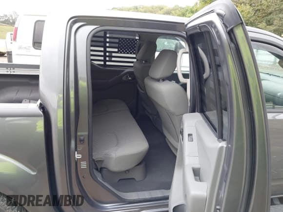 ✅ 2021 Nissan Frontier SV • VIN: 1N6ED0EAXMN709455 • Lot: 43250918. Listed on IAAI with 31,370 mi. Free auction sales archive from the USA and detailed vehicle history report at DreamBid. Image 8.