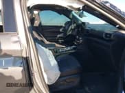 ✅ 2023 Ford Explorer ST • VIN: 1FM5K8GCXPGC06468 • Lot: 40992414. Wystawiony na IAAI z przebiegiem 8 678 mil. Bezpłatny archiwum sprzedaży aukcyjnych z USA i szczegółowy raport historii pojazdu na DreamBid. Zdjęcie 5.