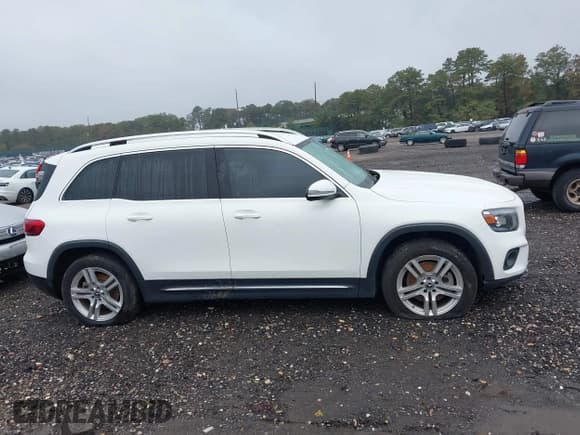 ✅ 2020 Mercedes-Benz GLB 250 • VIN: W1N4M4HB8LW024446 • Лот: 43434720. Опубликован ранее на IAAI с пробегом 101 150 миль. Бесплатный доступ к архиву аукционных продаж из США и подробный отчёт об истории автомобиля на DreamBid. Изображение 13.