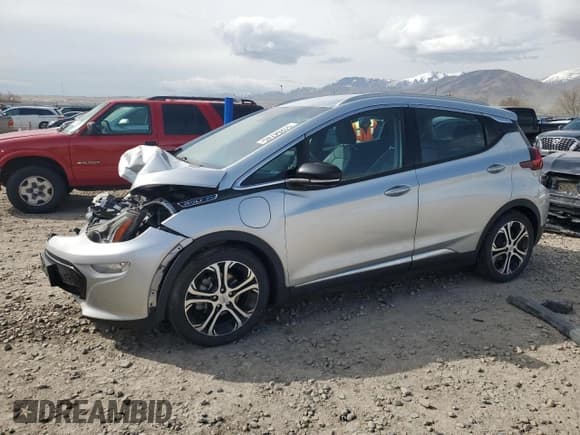 ✅ 2017 Chevrolet Bolt EV Premier • VIN: 1G1FX6S06H4179390 • Lot: 51264745. Wystawiony na Copart z przebiegiem Nie podano. Bezpłatny archiwum sprzedaży aukcyjnych z USA i szczegółowy raport historii pojazdu na DreamBid. Zdjęcie 1.