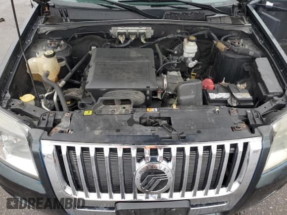 ✅ 2010 Mercury Mariner • VIN: 4M2CN9BG9AKJ28637 • Lot: 89870155. Listed on Copart with 153,973 mi. Free auction sales archive from the USA and detailed vehicle history report at DreamBid. Image 11.