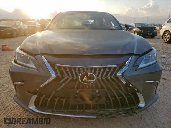 ✅ 2024 Lexus ES 300h Luxury • VIN: 58AEA1C18RU050197 • Lot: 68414025. Listed on Copart with 12,966 mi. Free auction sales archive from the USA and detailed vehicle history report at DreamBid. Image 5.