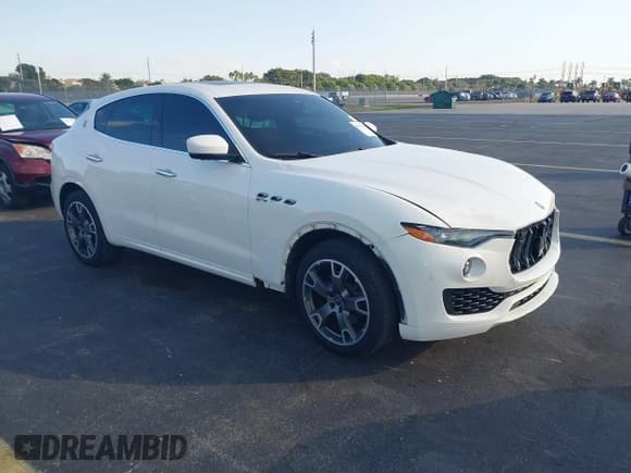 ✅ 2021 Maserati Levante • VIN: ZN661XUA2MX373359 • Лот: 43712426. Опубликован ранее на IAAI с пробегом 29 403 миль. Бесплатный доступ к архиву аукционных продаж из США и подробный отчёт об истории автомобиля на DreamBid. Изображение 1.
