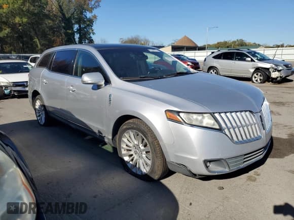 ✅ 2010 Lincoln MKT • VIN: 2LMHJ5AR3ABJ12558 • Lot: 87272615. Wystawiony na Copart z przebiegiem 145 815 mil. Bezpłatny archiwum sprzedaży aukcyjnych z USA i szczegółowy raport historii pojazdu na DreamBid. Zdjęcie 4.