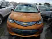 2017 Chevrolet Bolt EV Premier z VIN 1G1FX6S00H4157465, wystawiony jako Copart lot #40251184 z przebiegiem 48 736 mil mil oraz . Historia ofert i sprzedaży dostępna na DreamBid. Obrazek 5.