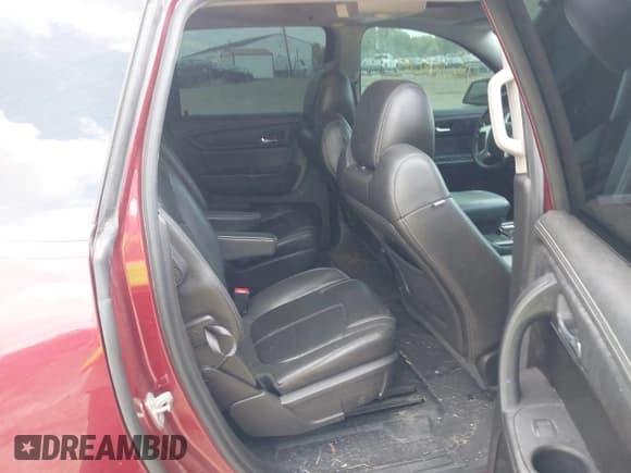 ✅ 2015 Chevrolet Traverse LT • VIN: 1GNKRHKD4FJ194880 • Lot: 43018808. Listed on IAAI with 200,707 mi. Free auction sales archive from the USA and detailed vehicle history report at DreamBid. Image 8.