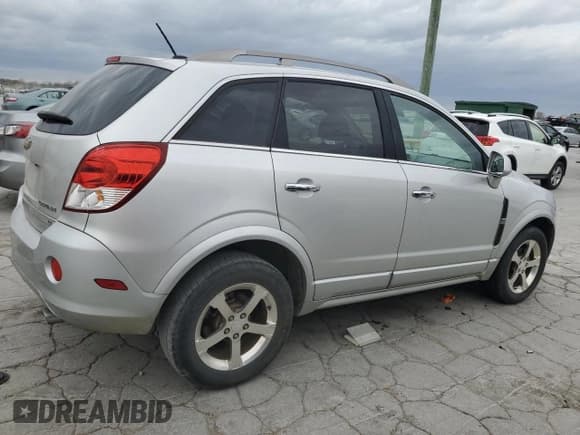 ✅ 2012 Chevrolet Captiva Sport LT • VIN: 3GNAL3E55CS638475 • Лот: 49876755. Опубликован ранее на Copart с пробегом 141 791 миль. Бесплатный доступ к архиву аукционных продаж из США и подробный отчёт об истории автомобиля на DreamBid. Изображение 3.