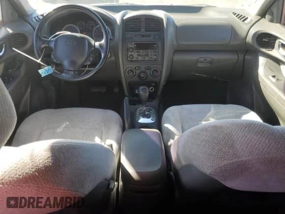 2005 Hyundai Santa Fe GLS с VIN KM8SC13D85U933502, выставлен на аукционе Copart как лот 42212285 с пробегом 199 563 миль миль и Списание • Salvage title. История ставок и продаж доступна на DreamBid. Изображение 8.