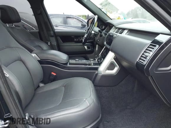 ✅ 2019 Land Rover Range Rover • VIN: SALGS2REXKA545261 • Lot: 41199157. Listed on IAAI with 56,926 mi. Free auction sales archive from the USA and detailed vehicle history report at DreamBid. Image 5.