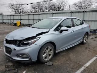 ✅ 2017 Chevrolet Cruze LT • VIN: 1G1BD5SMXH7143253 • Lot: 71496342. Wystawiony na Copart z przebiegiem 85 287 mil. Bezpłatny archiwum sprzedaży aukcyjnych z USA i szczegółowy raport historii pojazdu na DreamBid. Zdjęcie 1.