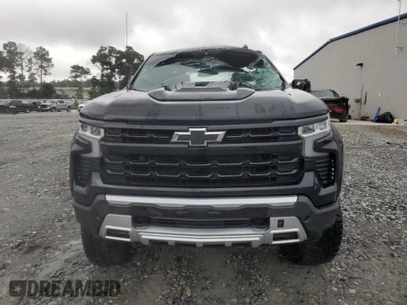 ✅ 2024 Chevrolet Silverado 1500 RST • VIN: 2GCUDEEDXR1156708 • Lot: 83778775. Wystawiony na Copart z przebiegiem 12 232 mil. Bezpłatny archiwum sprzedaży aukcyjnych z USA i szczegółowy raport historii pojazdu na DreamBid. Zdjęcie 5.