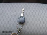 ✅ 2006 Saturn ION • VIN: 1G8AJ55F46Z139784 • Lot: 43651168. Wystawiony na IAAI z przebiegiem 216 228 mil. Bezpłatny archiwum sprzedaży aukcyjnych z USA i szczegółowy raport historii pojazdu na DreamBid. Zdjęcie 11.