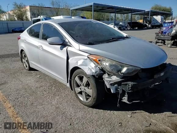 2013 Hyundai Elantra GLS с VIN KMHDH4AE8DU787589, выставлен на аукционе Copart как лот 86825545 с пробегом 131 202 миль миль и Списание • Salvage title. История ставок и продаж доступна на DreamBid. Изображение 13.