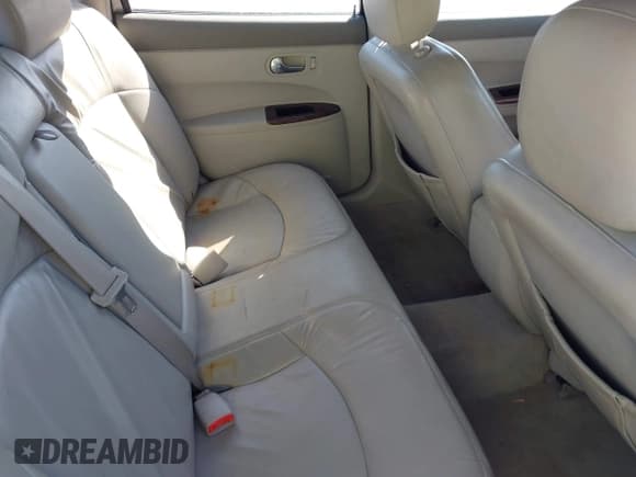 ✅ 2008 Buick LaCrosse CXL • VIN: 2G4WD582781174127 • Lot: 43712474. Wystawiony na IAAI z przebiegiem 82 631 mil. Bezpłatny archiwum sprzedaży aukcyjnych z USA i szczegółowy raport historii pojazdu na DreamBid. Zdjęcie 8.