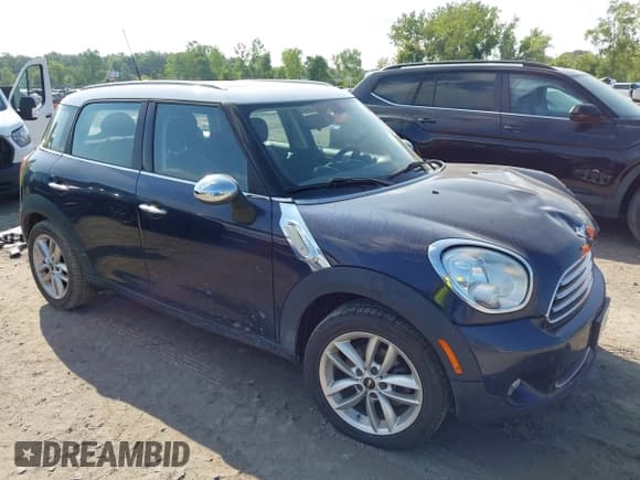 ✅ 2014 MINI Countryman • VIN: WMWZB3C55EWR39737 • Lot: 42964502. Listed on IAAI with 112,473 mi. Free auction sales archive from the USA and detailed vehicle history report at DreamBid. Image 1.