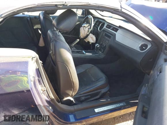 ✅ 2012 Ford Mustang Premium • VIN: 1ZVBP8EM9C5230476 • Lot: 43508782. Listed on IAAI with Not provided. Free auction sales archive from the USA and detailed vehicle history report at DreamBid. Image 5.