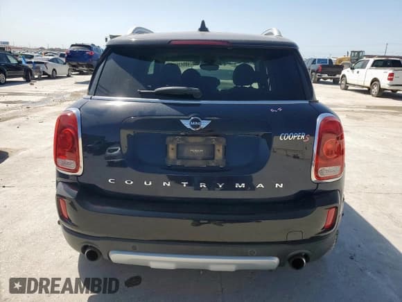 ✅ 2017 MINI Countryman Cooper S • VIN: WMZYT3C34H3D98120 • Lot: 48943825. Listed on Copart with 43,144 mi. Free auction sales archive from the USA and detailed vehicle history report at DreamBid. Image 6.