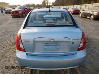 2009 Hyundai Accent Auto GLS z VIN KMHCN46C09U369790, wystawiony jako Copart lot #81236444 z przebiegiem 168 881 mil mil oraz Szkoda całkowita • Salvage title. Historia ofert i sprzedaży dostępna na DreamBid. Obrazek 6.