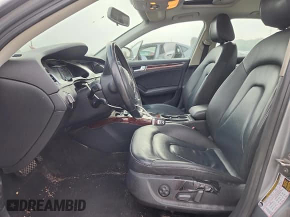 ✅ 2009 Audi A4 Premium • VIN: WAULF78K99N031318 • Лот: 81020435. Опубликован ранее на Copart с пробегом 177 649 миль. Бесплатный доступ к архиву аукционных продаж из США и подробный отчёт об истории автомобиля на DreamBid. Изображение 7.