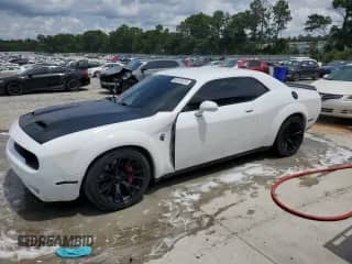 ✅ 2015 Dodge Challenger SRT Hellcat • VIN: 2C3CDZC95FH909344 • Lot: 60676255. Wystawiony na Copart z przebiegiem 98 138 mil mil. Skorzystaj z bezpłatnego archiwum sprzedaży aukcyjnych z USA i zobacz szczegółowy raport historii pojazdu na DreamBid. Zdjęcie 1.