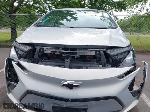 ✅ 2022 Chevrolet Bolt EV 2LT • VIN: 1G1FX6S04N4102030 • Lot: 42395831. Listed on IAAI with 20,571 mi. Free auction sales archive from the USA and detailed vehicle history report at DreamBid. Image 12.