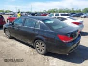 ✅ 2007 Toyota Avalon XL • VIN: 4T1BK36B57U196741 • Лот: 39262830. Опубликован ранее на IAAI с пробегом 181 033 миль. Бесплатный доступ к архиву аукционных продаж из США и подробный отчёт об истории автомобиля на DreamBid. Изображение 3.