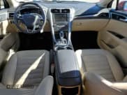 ✅ 2014 Ford Fusion SE Hybrid • VIN: 3FA6P0LU9ER256767 • Lot: 82481115. Wystawiony na Copart z przebiegiem 82 123 mil. Bezpłatny archiwum sprzedaży aukcyjnych z USA i szczegółowy raport historii pojazdu na DreamBid. Zdjęcie 8.