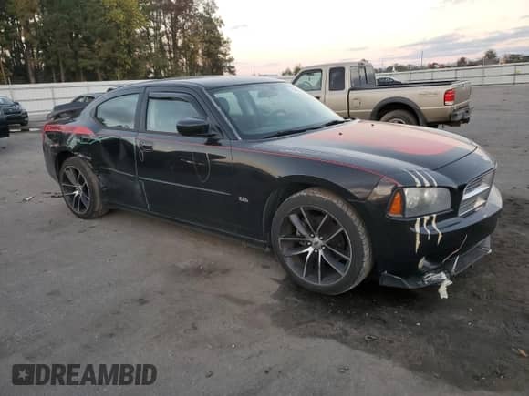 2010 Dodge Charger SXT с VIN 2B3CA3CV2AH187064, выставлен на аукционе Copart как лот 79596274 с пробегом 139 991 миль миль и Списание • Salvage title. История ставок и продаж доступна на DreamBid. Изображение 4.