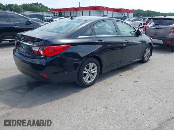 2014 Hyundai Sonata GLS with VIN 5NPEB4AC4EH944412, listed as a IAAI auction lot 42797893 with 104,271 mi miles and . Bid and sale history available at DreamBid. Image 4.