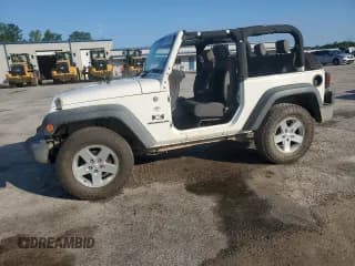✅ 2008 Jeep Wrangler X • VIN: 1J4FZ241X8L538255 • Lot: 61461925. Listed on Copart with 266,908 mi. Free auction sales archive from the USA and detailed vehicle history report at DreamBid. Image 1.