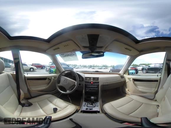 ✅ 1998 Mercedes-Benz C 230/260/280/320 • VIN: WDBHA23G1WA627408 • Lot: 42691561. Wystawiony na IAAI z przebiegiem 106 277 mil. Bezpłatny archiwum sprzedaży aukcyjnych z USA i szczegółowy raport historii pojazdu na DreamBid. Zdjęcie 18.