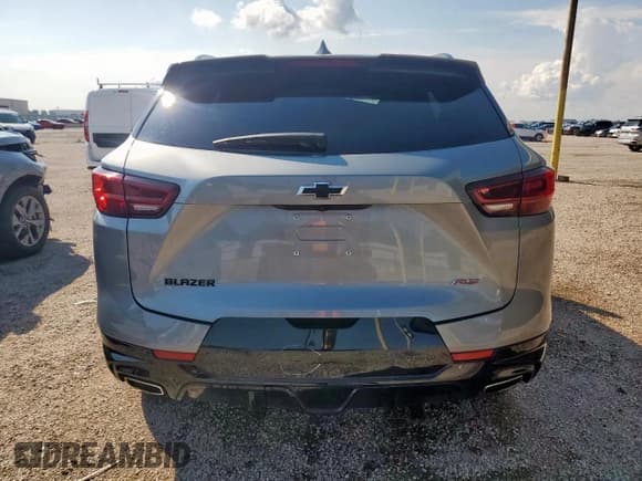 ✅ 2025 Chevrolet Blazer RS • VIN: 3GNKBERS8SS196566 • Lot: 71031465. Listed on Copart with 18,415 mi. Free auction sales archive from the USA and detailed vehicle history report at DreamBid. Image 6.