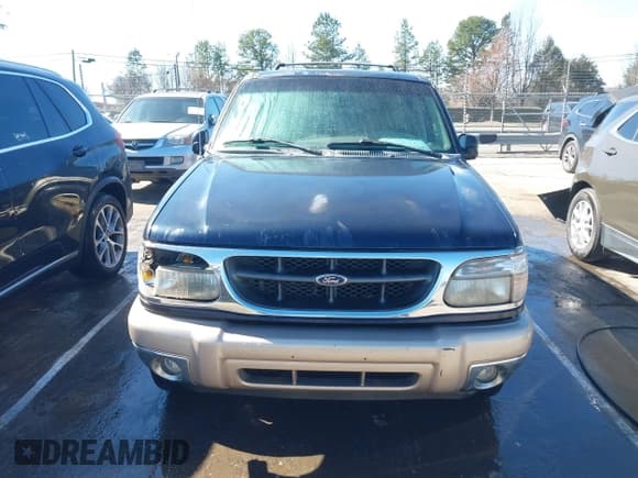 ✅ 2000 Ford Explorer Eddie Bauer • VIN: 1FMDU74E6YZB25124 • Lot: 41705960. Wystawiony na IAAI z przebiegiem 204 513 mil. Bezpłatny archiwum sprzedaży aukcyjnych z USA i szczegółowy raport historii pojazdu na DreamBid. Zdjęcie 12.