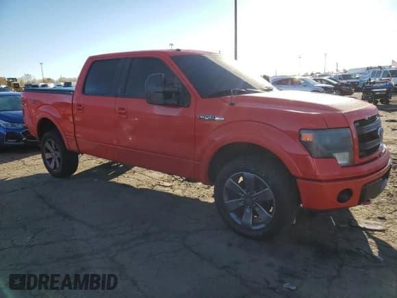 ✅ 2014 Ford F-150 FX4 • VIN: 1FTFW1ET9EKD24870 • Лот: 90545505. Опубликован ранее на Copart с пробегом 136 269 миль. Бесплатный доступ к архиву аукционных продаж из США и подробный отчёт об истории автомобиля на DreamBid. Изображение 4.