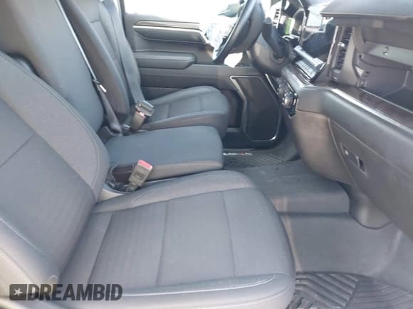 ✅ 2023 Chevrolet Silverado 1500 LT • VIN: 1GCUDDED8PZ311819 • Lot: 42205563. Listed on IAAI with 26,701 mi. Free auction sales archive from the USA and detailed vehicle history report at DreamBid. Image 5.