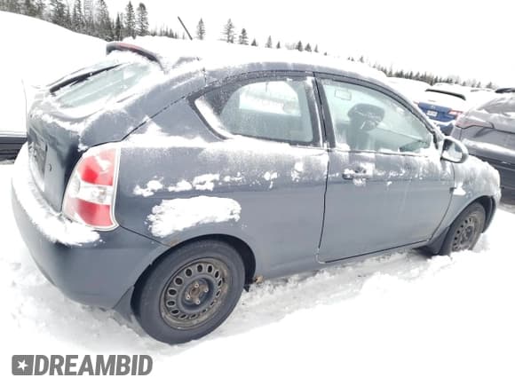 ✅ 2007 Hyundai Accent GS • VIN: KMHCN35C77U014219 • Лот: 83682474. Опубликован ранее на Copart с пробегом 264 978 миль. Бесплатный доступ к архиву аукционных продаж из США и подробный отчёт об истории автомобиля на DreamBid. Изображение 3.