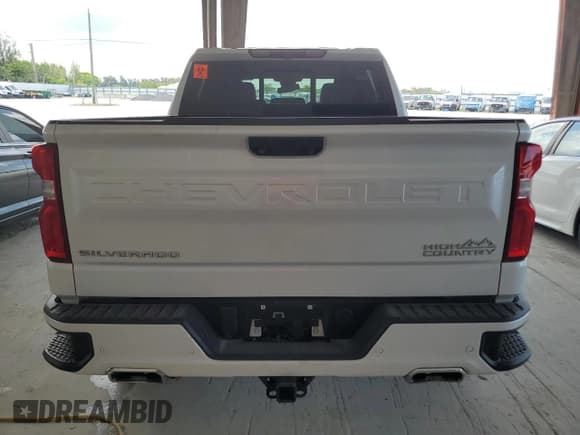 ✅ 2022 Chevrolet Silverado 1500 High Country • VIN: 1GCPAFED0NZ549422 • Лот: 66652275. Опубликован ранее на Copart с пробегом Не указан. Бесплатный доступ к архиву аукционных продаж из США и подробный отчёт об истории автомобиля на DreamBid. Изображение 6.