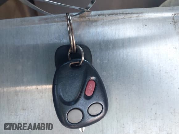 ✅ 2004 Chevrolet Tahoe LS • VIN: 1GNEC13Z84R133773 • Lot: 43608991. Listed on IAAI with 245,270 mi. Free auction sales archive from the USA and detailed vehicle history report at DreamBid. Image 11.