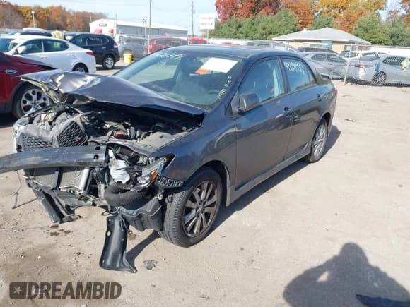 ✅ 2010 Toyota Corolla • VIN: 1NXBU4EE4AZ381480 • Лот: 43621999. Опубликован ранее на IAAI с пробегом 70 070 миль. Бесплатный доступ к архиву аукционных продаж из США и подробный отчёт об истории автомобиля на DreamBid. Изображение 2.
