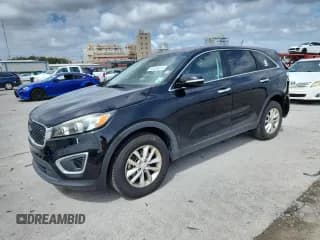 ✅ 2017 Kia Sorento L • VIN: 5XYPG4A37HG264655 • Lot: 85334815. Wystawiony na Copart z przebiegiem 88 994 mil. Bezpłatny archiwum sprzedaży aukcyjnych z USA i szczegółowy raport historii pojazdu na DreamBid. Zdjęcie 1.