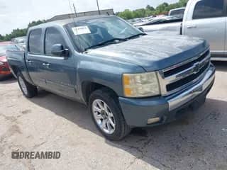 2008 Chevrolet Silverado 1500 1LT with VIN 2GCEC13J581321488, listed as a IAAI auction lot 42499874 with 258,470 mi miles and . Bid and sale history available at DreamBid. Image 1.