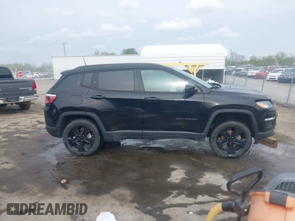 2020 Jeep Compass Latitude с VIN 3C4NJDBB7LT157685, выставлен на аукционе IAAI как лот 41928970 с пробегом 108 163 миль миль и . История ставок и продаж доступна на DreamBid. Изображение 13.