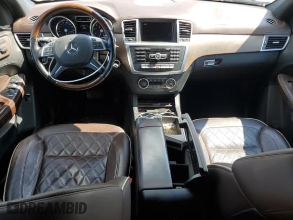 ✅ 2015 Mercedes-Benz M 350 • VIN: 4JGDA5HB5FA489317 • Lot: 80890724. Listed on Copart with 161,376 mi. Free auction sales archive from the USA and detailed vehicle history report at DreamBid. Image 8.