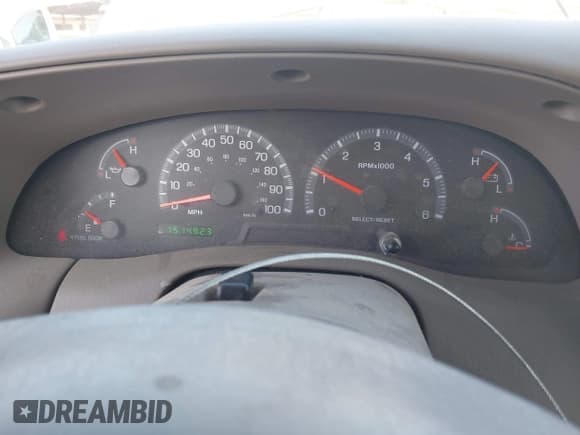 ✅ 2002 Ford F-150 XL • VIN: 1FTRX17262NA11462 • Лот: 43663990. Опубликован ранее на IAAI с пробегом 151 492 миль. Бесплатный доступ к архиву аукционных продаж из США и подробный отчёт об истории автомобиля на DreamBid. Изображение 7.