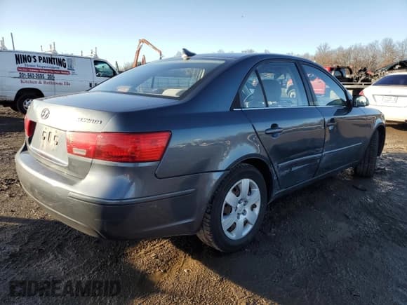 ✅ 2009 Hyundai Sonata GLS • VIN: 5NPET46C49H430569 • Lot: 84957734. Listed on Copart with 217,412 mi. Free auction sales archive from the USA and detailed vehicle history report at DreamBid. Image 3.