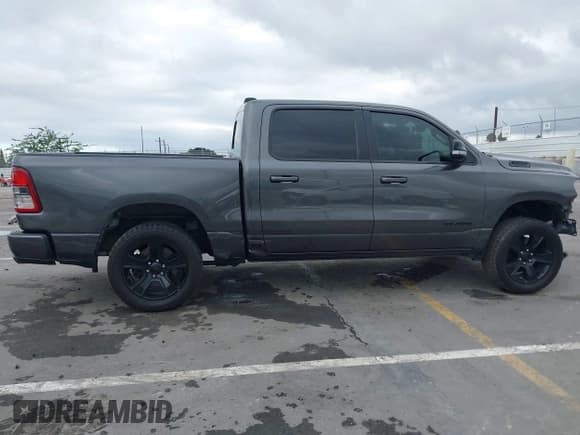 ✅ 2021 Ram 1500 Big Horn • VIN: 1C6RREFT6MN574047 • Lot: 43410809. Listed on IAAI with 175,693 mi. Free auction sales archive from the USA and detailed vehicle history report at DreamBid. Image 14.