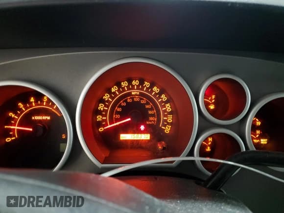 ✅ 2011 Toyota Tundra • VIN: 5TFDM5F10BX018771 • Lot: 84933534. Wystawiony na Copart z przebiegiem 158 370 mil. Bezpłatny archiwum sprzedaży aukcyjnych z USA i szczegółowy raport historii pojazdu na DreamBid. Zdjęcie 9.