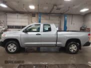 ✅ 2015 Toyota Tundra SR • VIN: 5TFUM5F13FX063077 • Lot: 42026159. Wystawiony na IAAI z przebiegiem 91 472 mil. Bezpłatny archiwum sprzedaży aukcyjnych z USA i szczegółowy raport historii pojazdu na DreamBid. Zdjęcie 14.