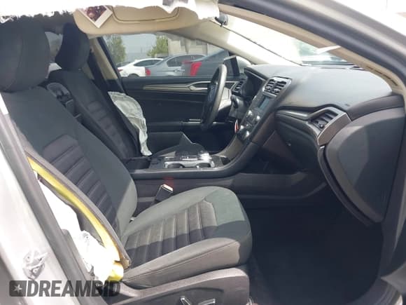 ✅ 2017 Ford Fusion SE • VIN: 3FA6P0H74HR207287 • Lot: 42170286. Listed on IAAI with 139,482 mi. Free auction sales archive from the USA and detailed vehicle history report at DreamBid. Image 5.