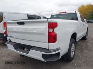 ✅ 2022 Chevrolet Silverado 1500 Work Truck • VIN: 3GCNAAED1NG643979 • Lot: 43163753. Wystawiony na IAAI z przebiegiem 15 054 mil. Bezpłatny archiwum sprzedaży aukcyjnych z USA i szczegółowy raport historii pojazdu na DreamBid. Zdjęcie 4.